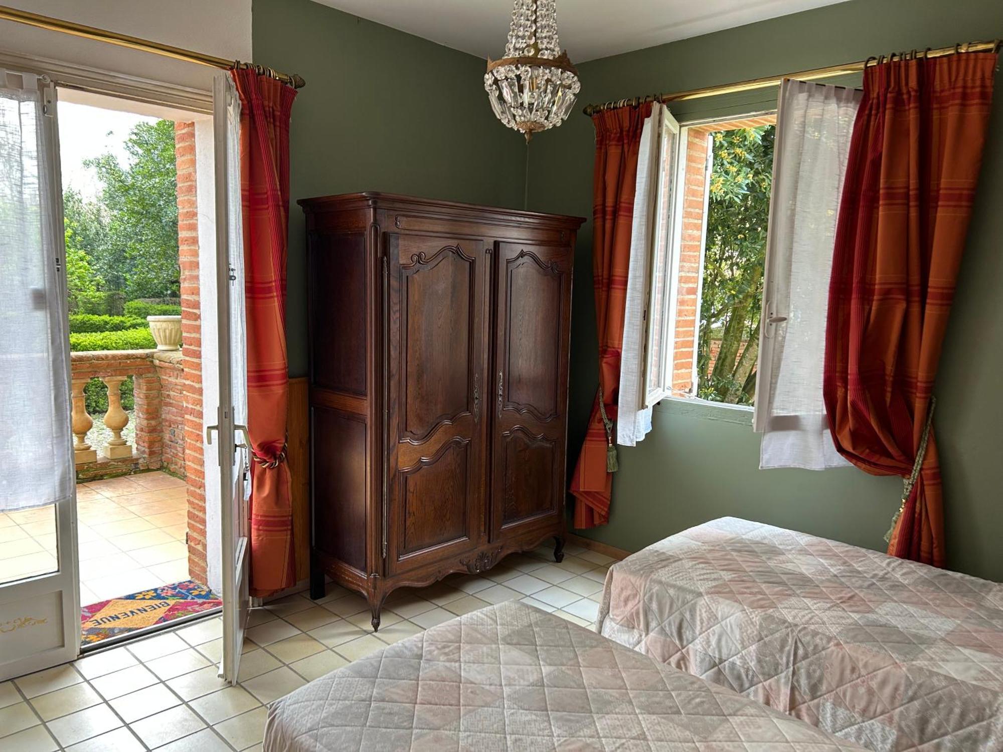 Manoir De La Gravette, Maison & Table D'Hotes Montauban Exterior photo